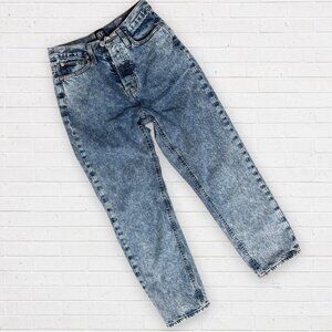 BDG Urban Outfitters Acid Wash High Rise Mom Button Fly Slim Straight Jeans 28
